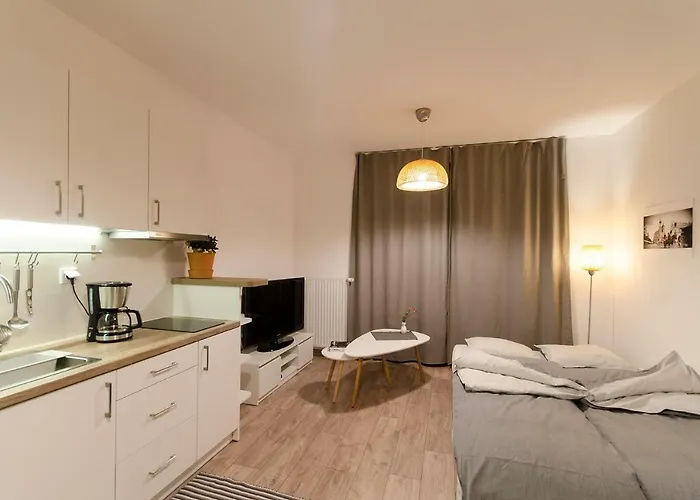 White Swan Апартаменты *